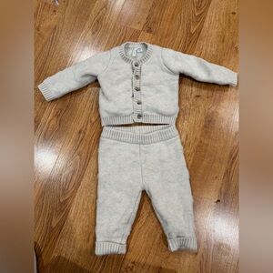 Janie and Jack Cream HEARTs Knit Baby Set LIKE NEW 6-12m